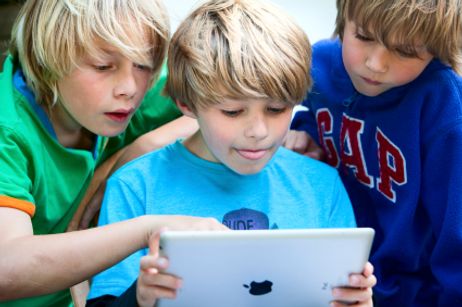 How Technology is Changing the Classroom in Mobile County How Technology is Changing the Classroom in Mobile County